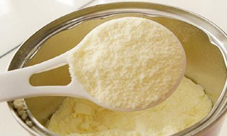 Skimmed milk powder